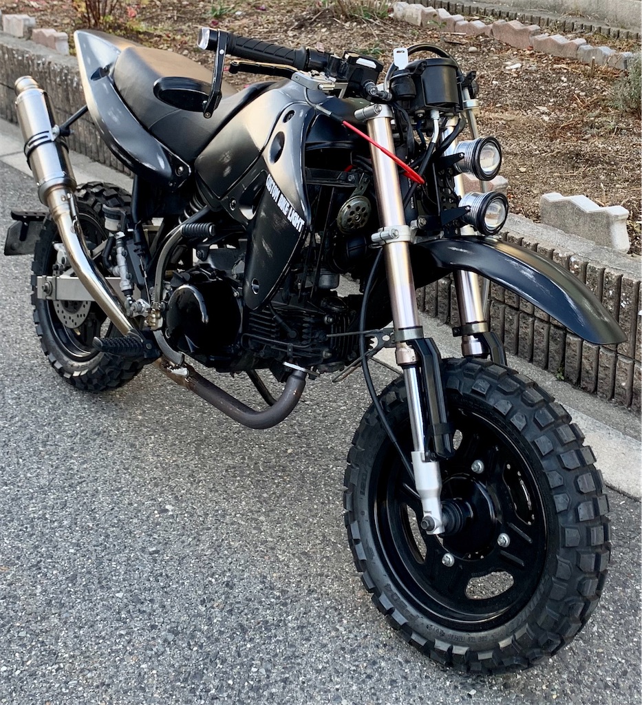 カワサキ KSR110 足回りNSR ブレンボキャリパー，タンクバッグ，LED