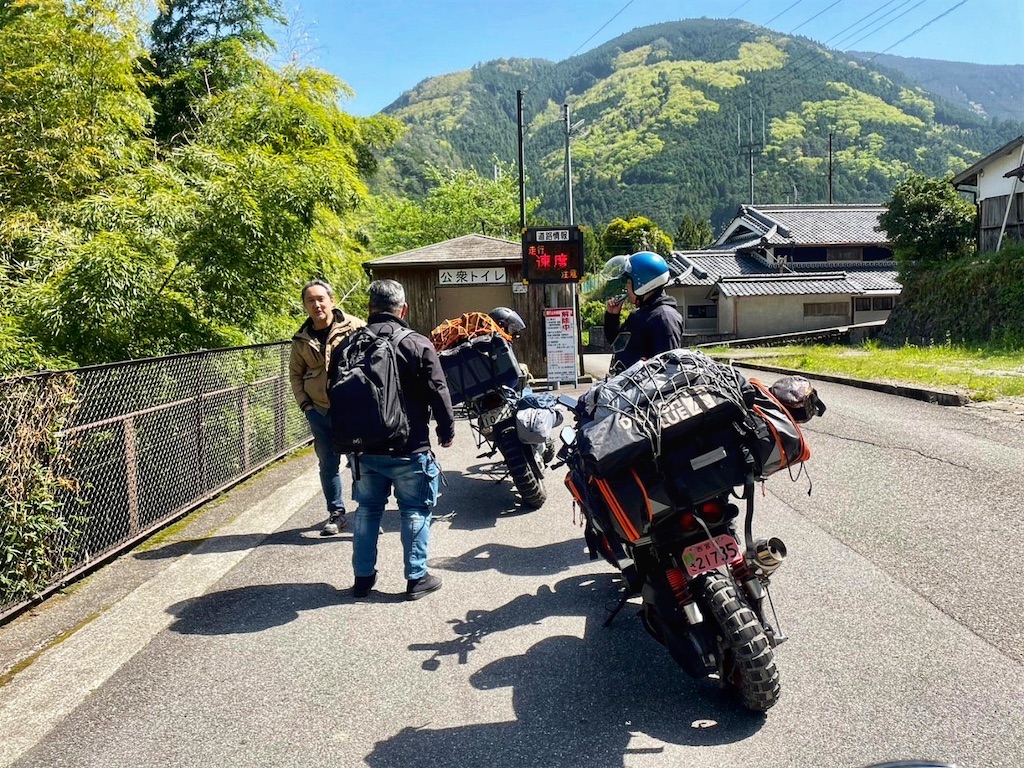 f:id:CustombikeLIGHT:20230424083340j:image f:id:CustombikeLIGHT:20230424083340j:image