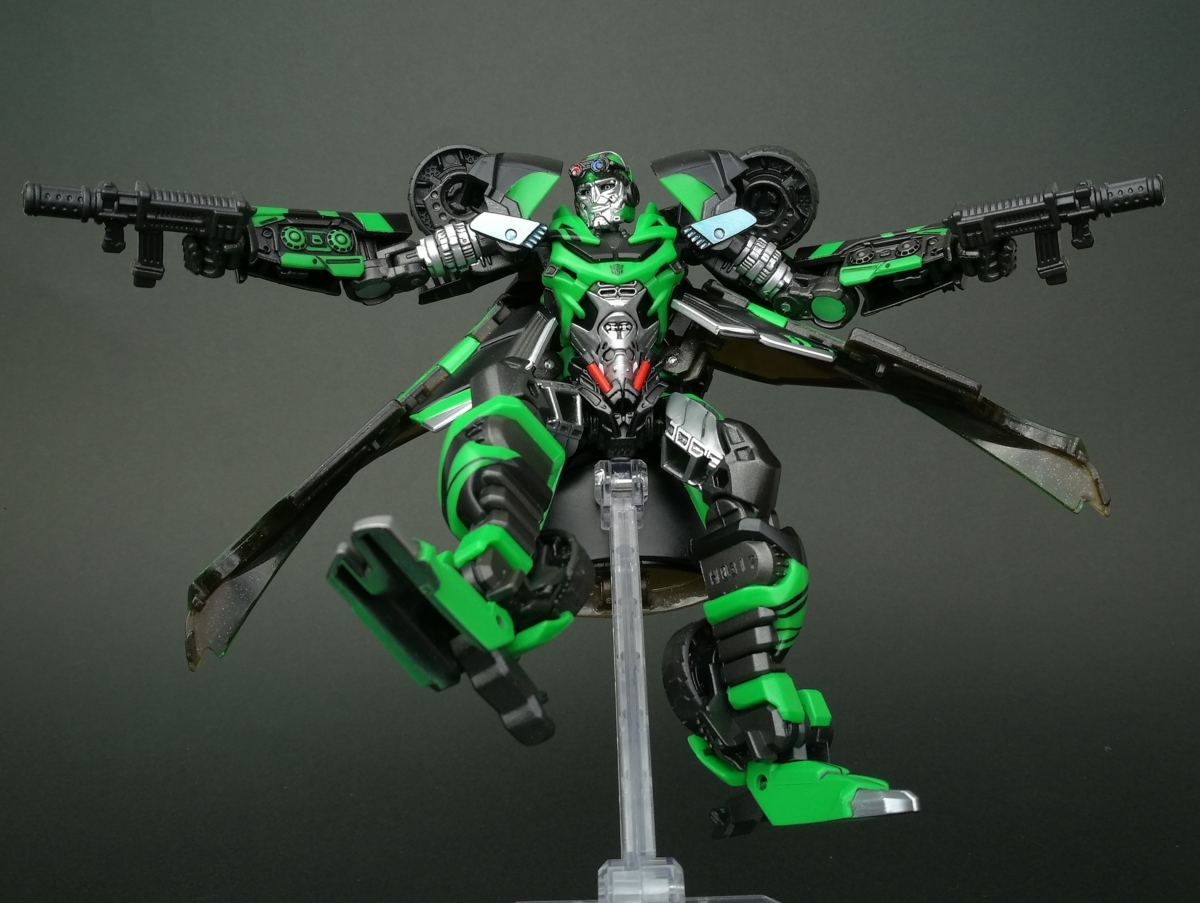 トランスフォーマー TLK-21 クロスヘアーズ sddefault.jpg