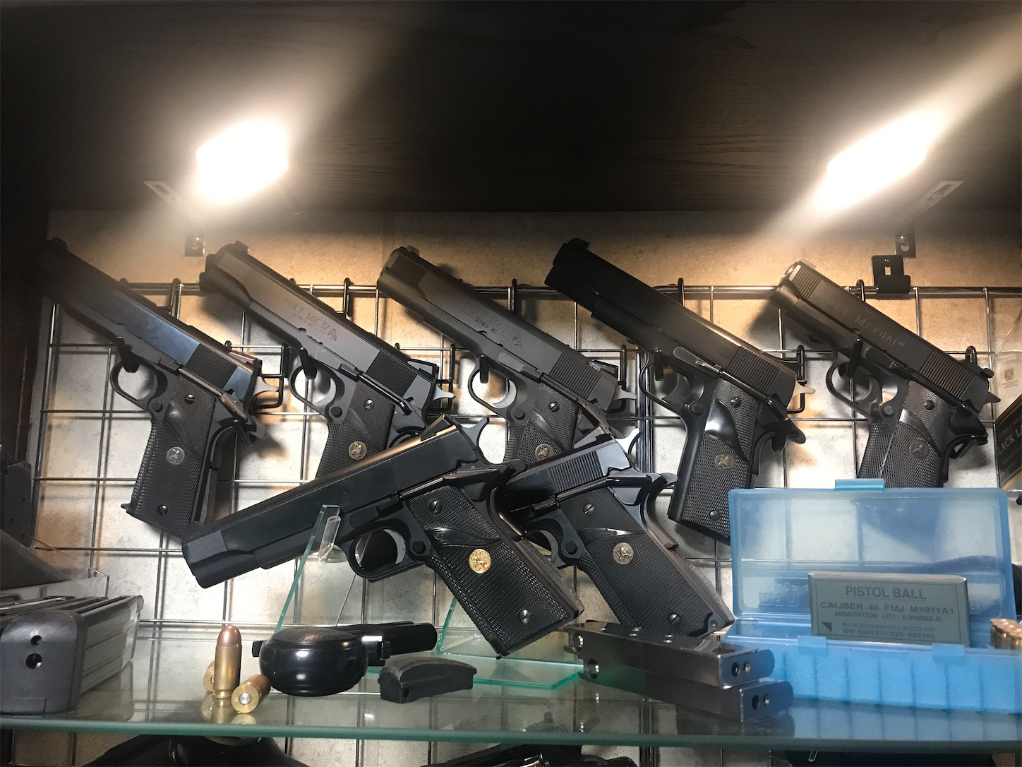 新日本模型（MGC）タカカスタムガスガン