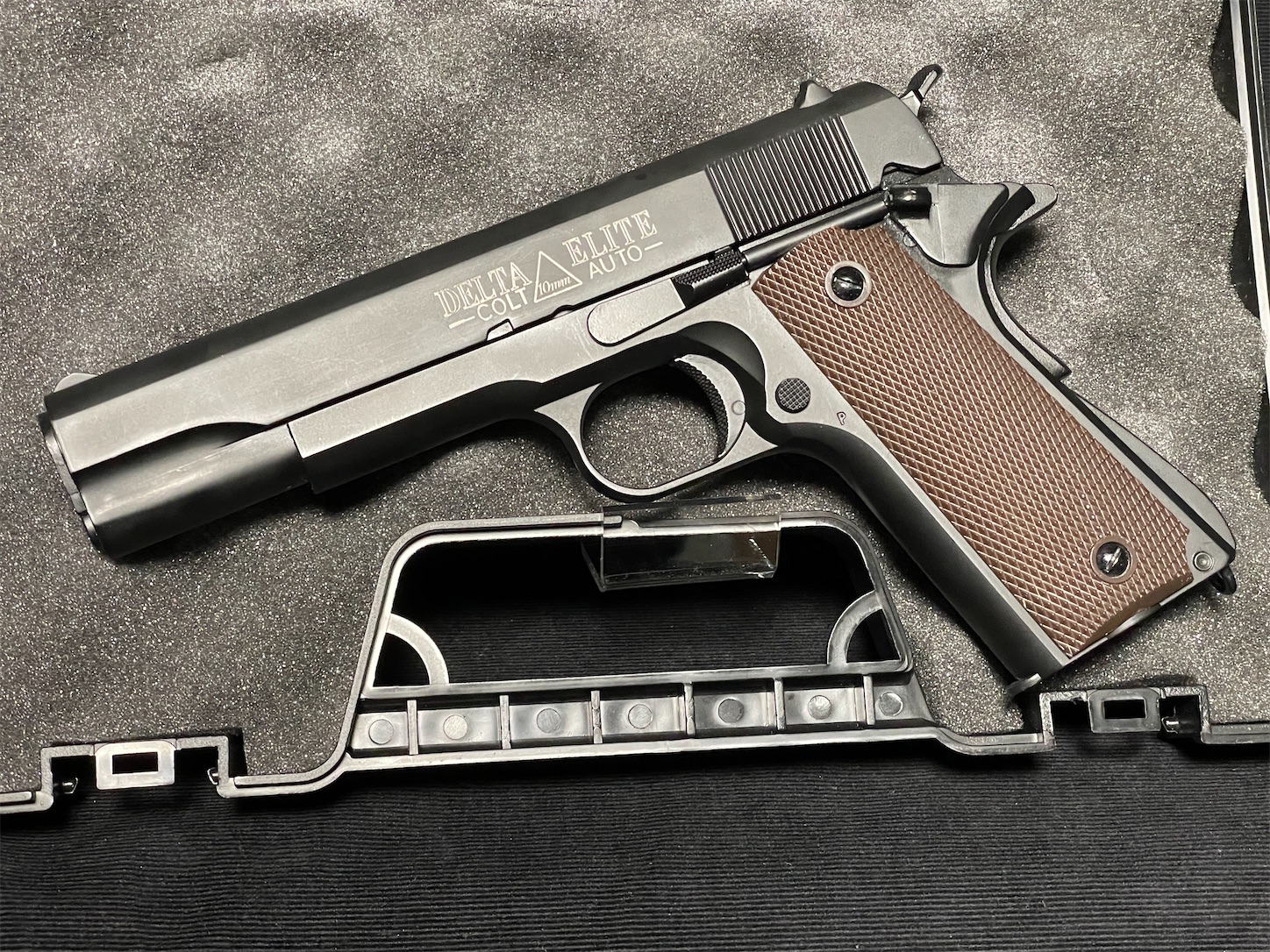 シ*ロ様 WA DELTA ELITE デルタエリート マグナブローバック ガス WA【コルト】デルタエリート レールガン」絶賛発売中