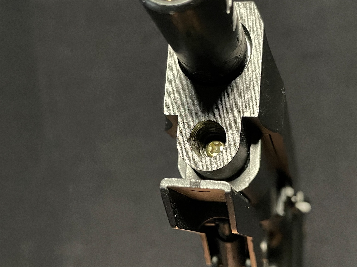 カスタムされたMGC M93Rを・・・分解してみるッ！ - DT10mmAUTOの日記