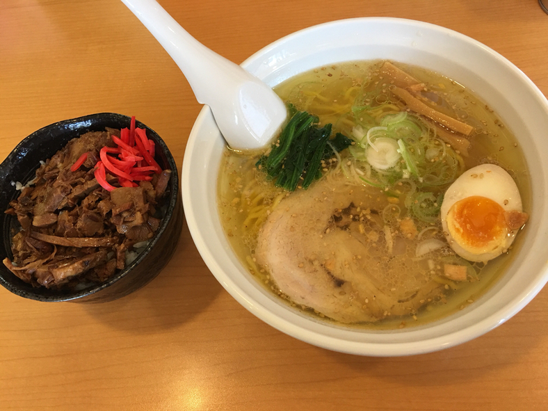 ナルトは入ってないんだってばよ らーめんなると Dgd S Blog