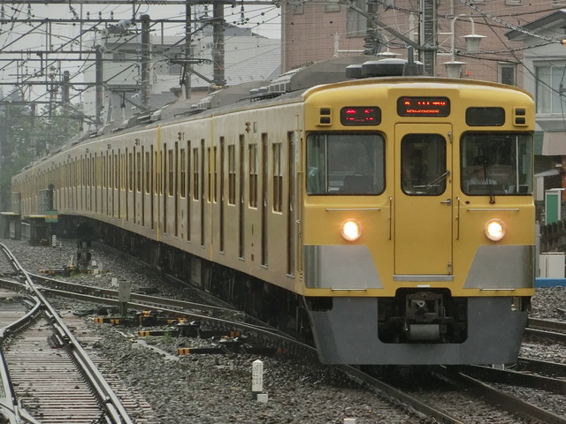 CIMG9603 2007F+2405F.JPG