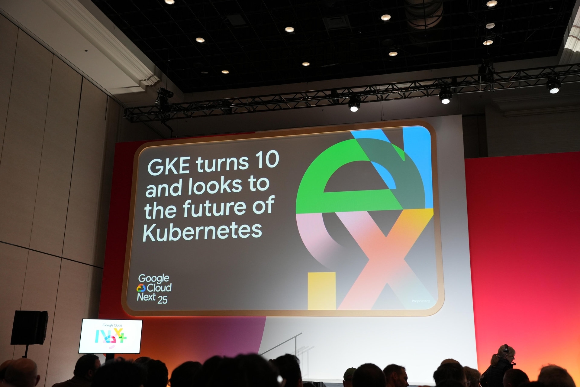 GKE turns 10 and looks to the future of Kubernetesの表紙スライド