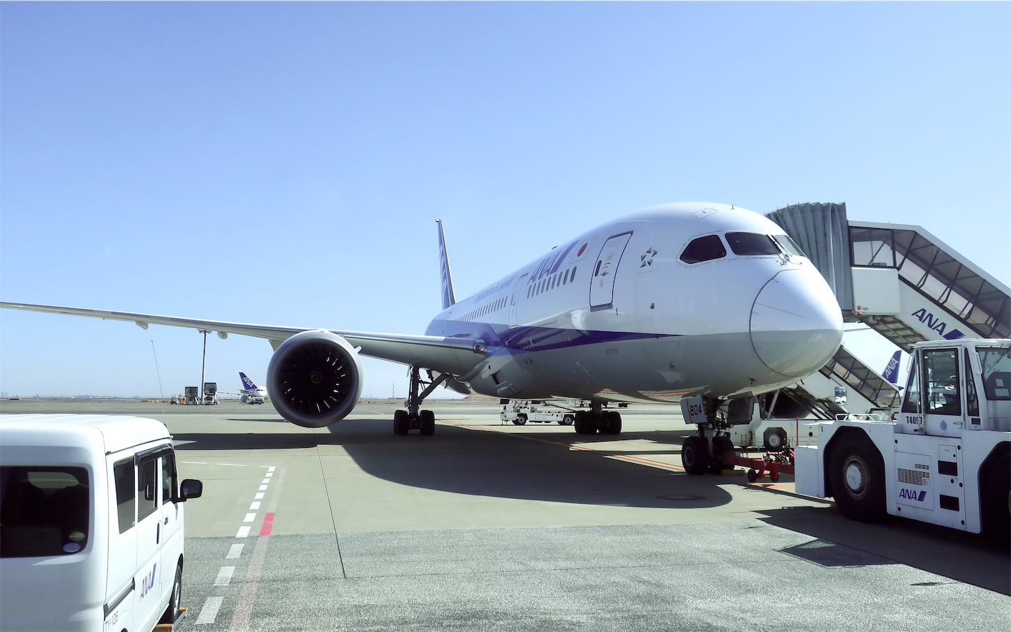 ビジネス需要旺盛な国際線 ANA 東京羽田-上海虹橋 NH969 エコノミー