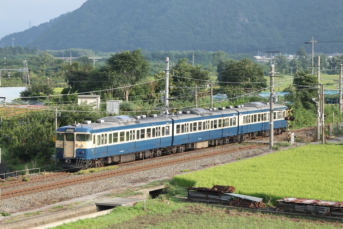 酷暑の中、17日はしなの鉄道115系を追う一日 - DT200Aの庫