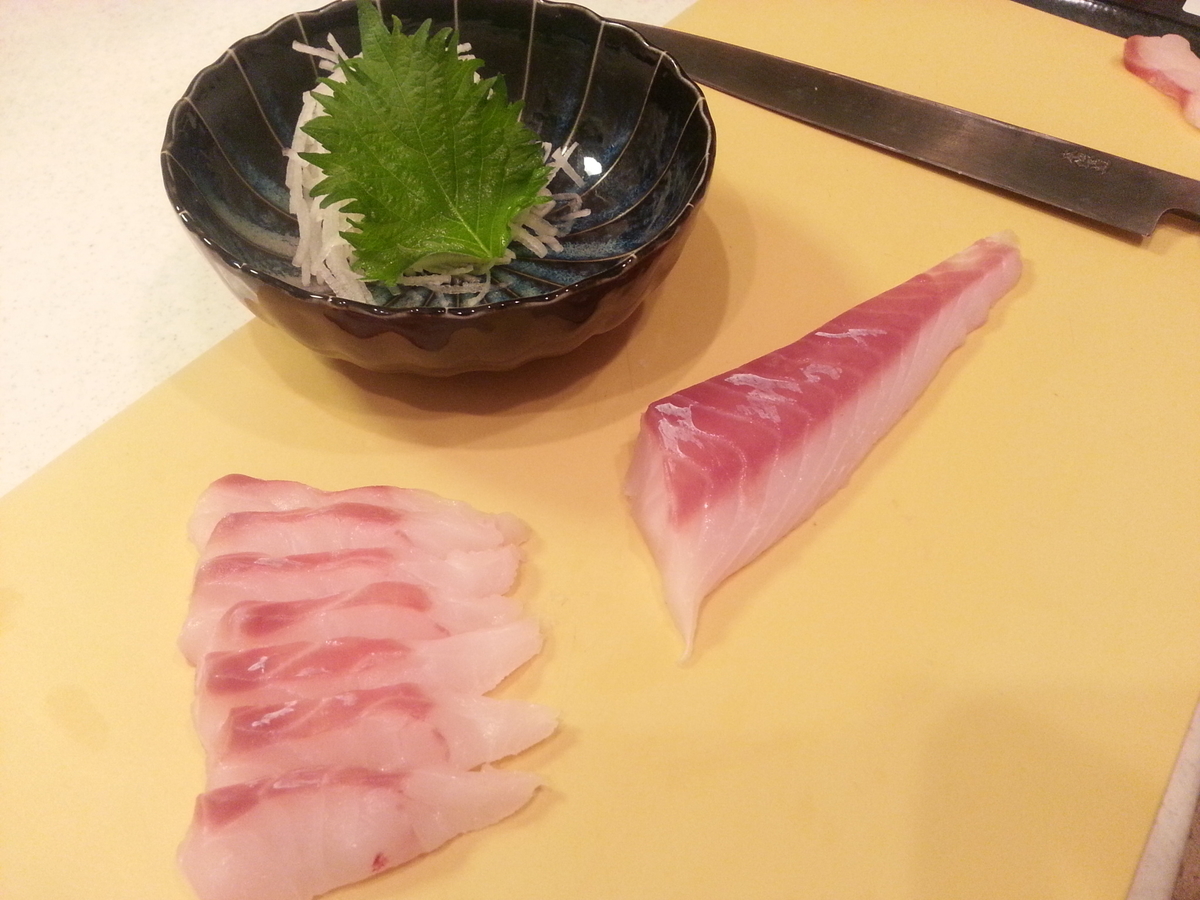 鱈の刺身の通販 山内鮮魚店 寒鱈セット 取り寄せレビュー 刺身 白子 アラ よちよちエクスプレス
