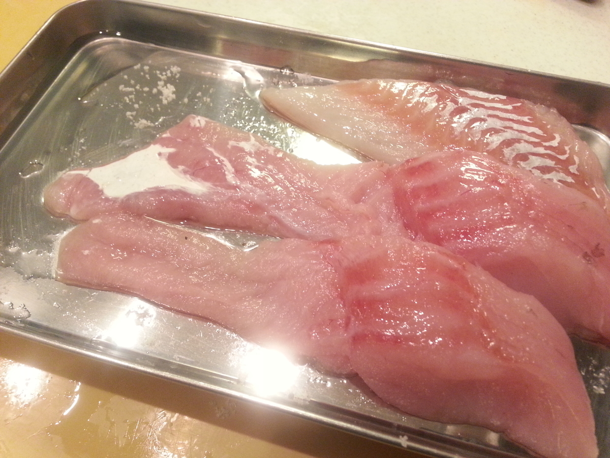 魚は砂糖で下処理 真鱈とほうれん草のクリームパスタ作り方 よちよちエクスプレス