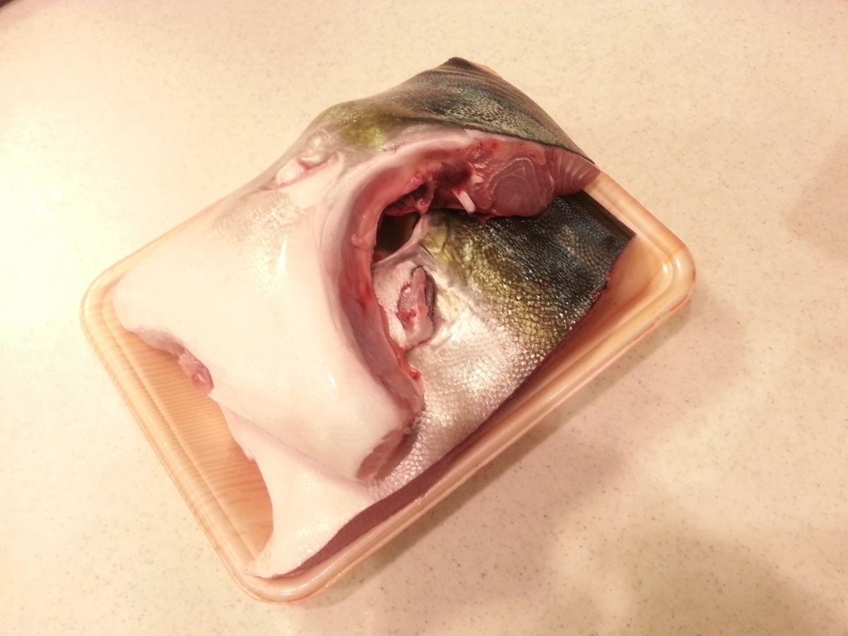 塩水で下処理 ブリカマの塩焼き 作り方ご提案 魚カマ塩焼きレシピ よちよちエクスプレス
