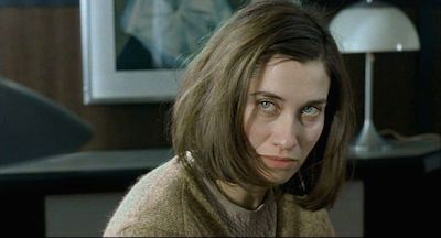 リード マイ リップス 粋な脚本と人物描写が光る 職場で蔑まれるolと保護観察下のヤンチャな男のクライム サスペンス ドラマ 夢は洋画をかけ廻る