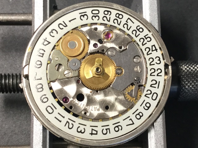 TECHNOS Sky Light ETA cal.2824 その1：分解編 - 古時計にワニ革着せて