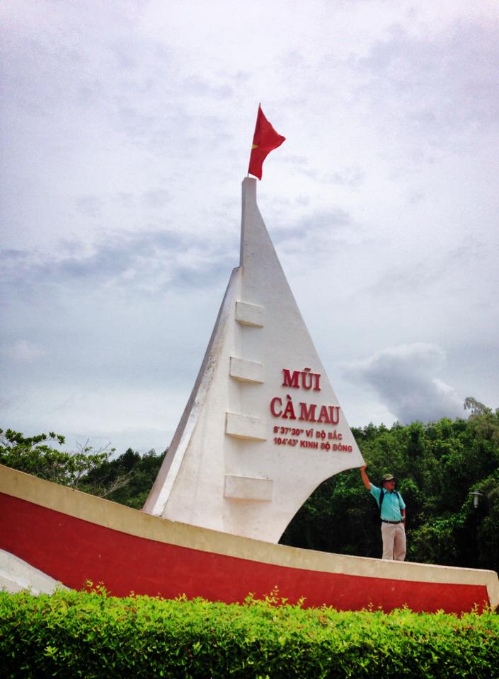 ★ベトナム縦断記 (3) カマウ岬 〜ベトナム最南端地点〜 ベトナムブログ