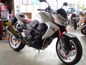 [Ｚ１０００][２００８ホワイト]