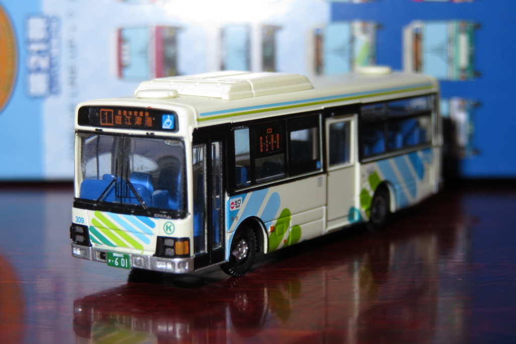 しらゆきと、頸城自動車とバスコレと。 - 早朝の普通列車