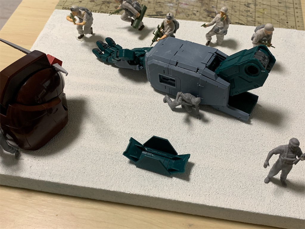 UCHG 1/35 地球連邦軍 対MS特技兵セット (機動戦士ガンダム 第08MS小隊) UCHG 1/35 地球連邦軍 対MS特技兵セット (機動戦士ガンダム 第08MS小隊)