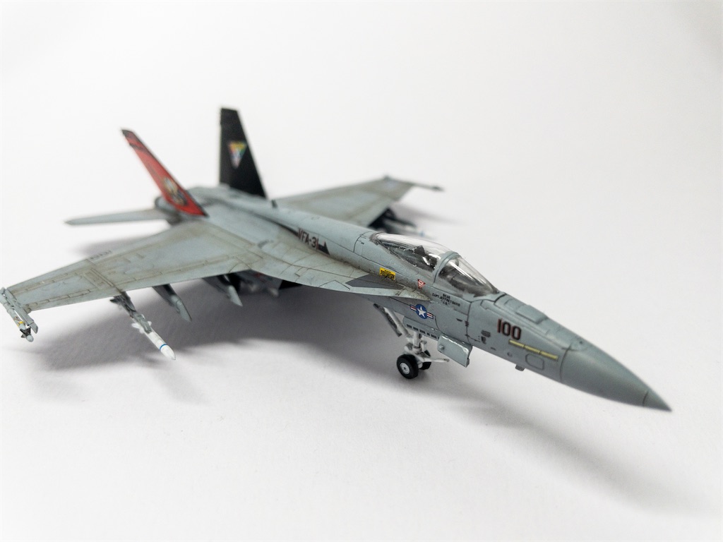 ドイツレベル 1/72 F/A-18C ホーネット プラモデル d2ldlup Amazon | ドイツレベル 1/72 F/A-18C ホーネット プラモデル