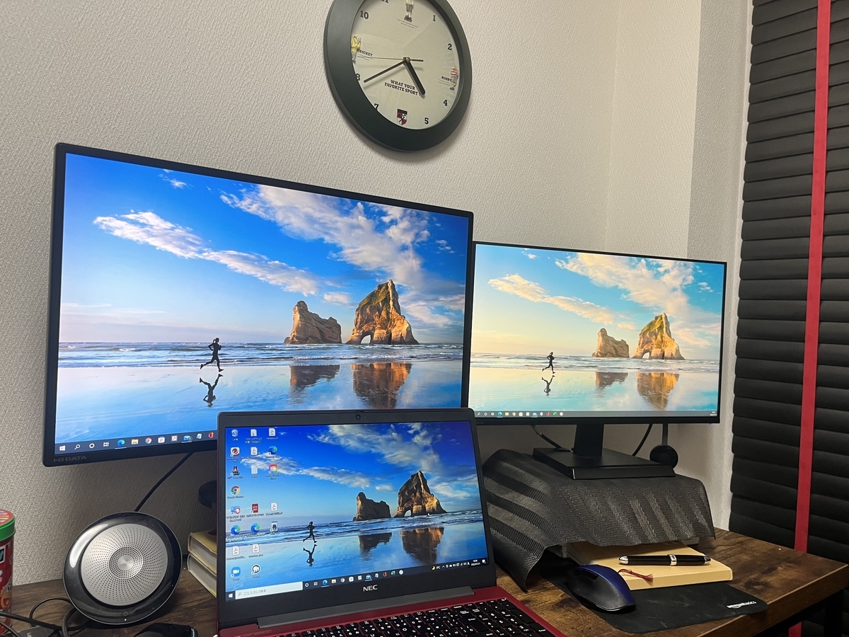 自作PC　配信　トリプルディスプレイで快適 圧巻のトリプルディスプレイ！ | 【デザイン&ブランディング】名古屋