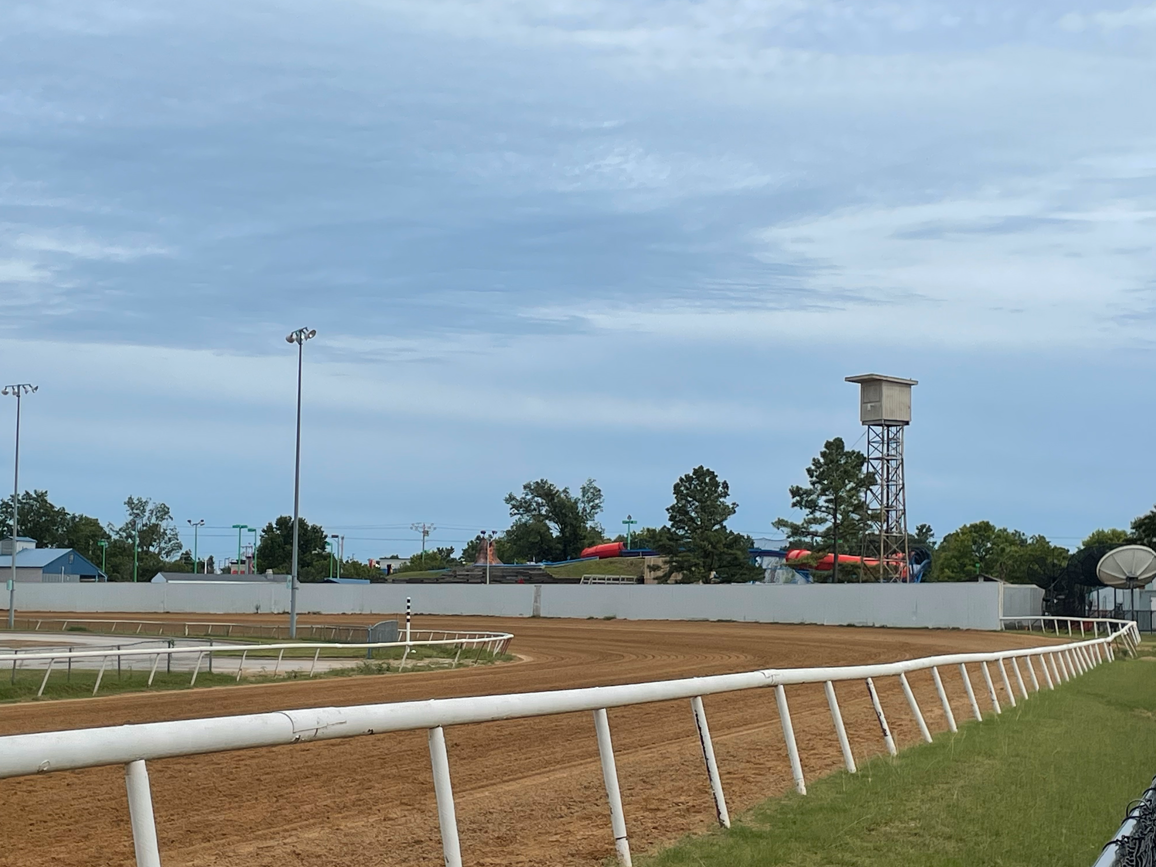 Meadows Raceway 【アメリカ競馬】フェアメドウズ競馬場(Fair Meadows Race Track) - EssentialQualityの日記