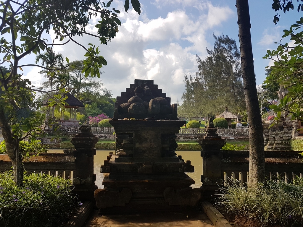 f:id:Eugene00:20181103084237j:plain f:id:Eugene00:20181103084237j:plain