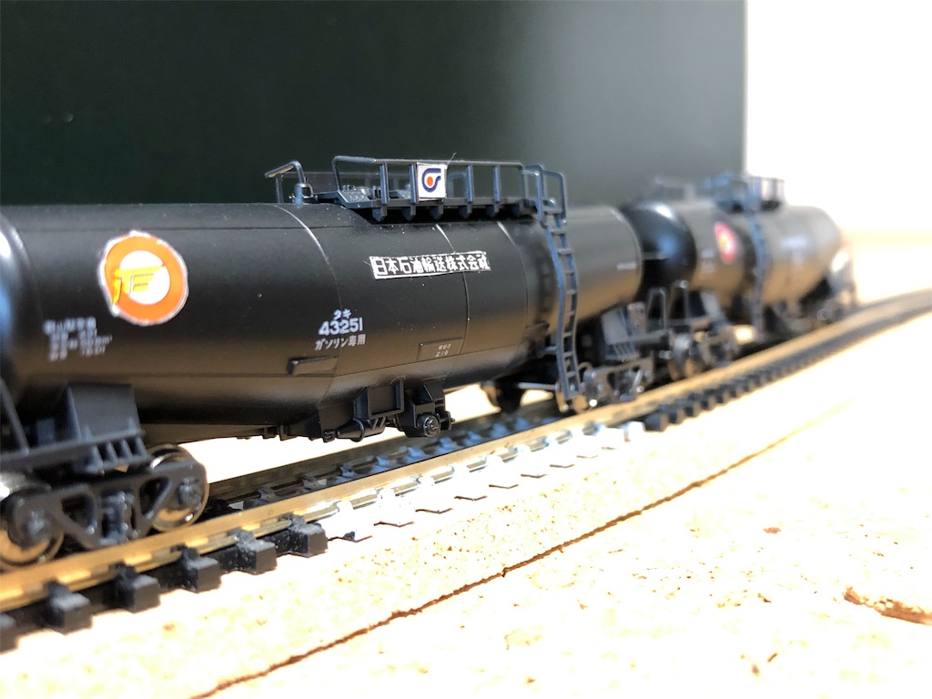 KATO タキ43000(黒)の旧製品が入線です。 - 横浜急行の鉄道日記