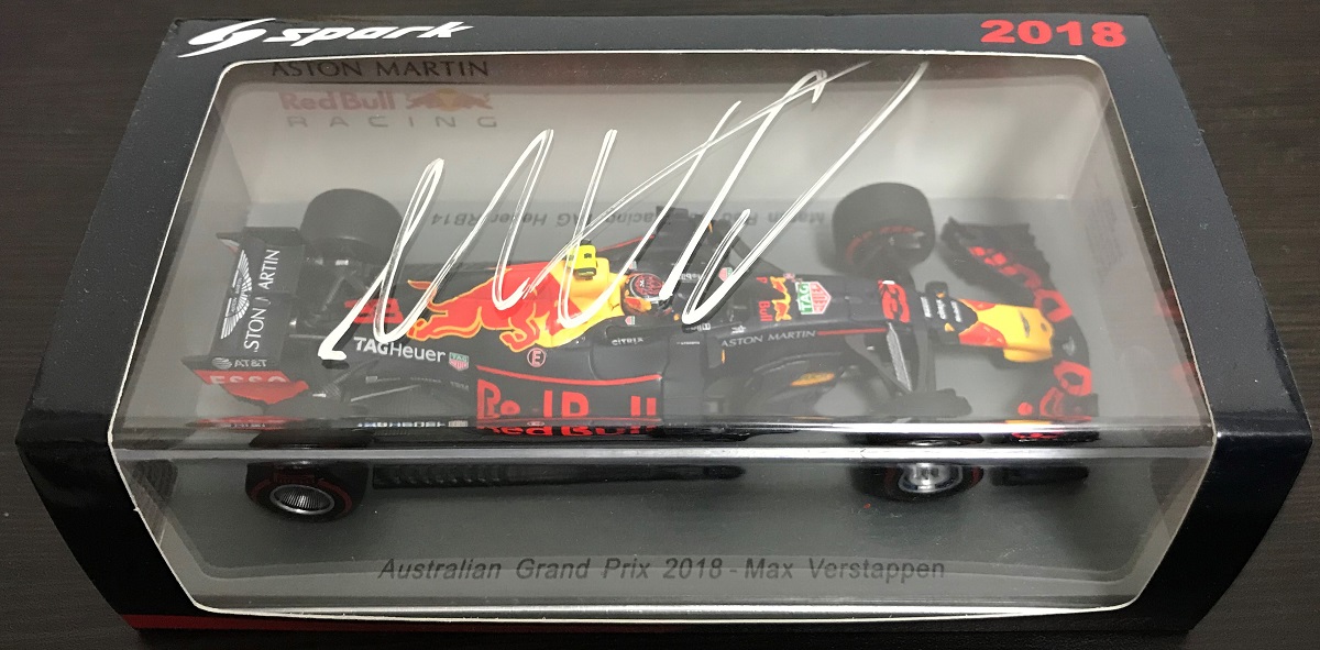サイングッズ購入検討の参考に 直筆サイン フェルスタッペン編 - F1 