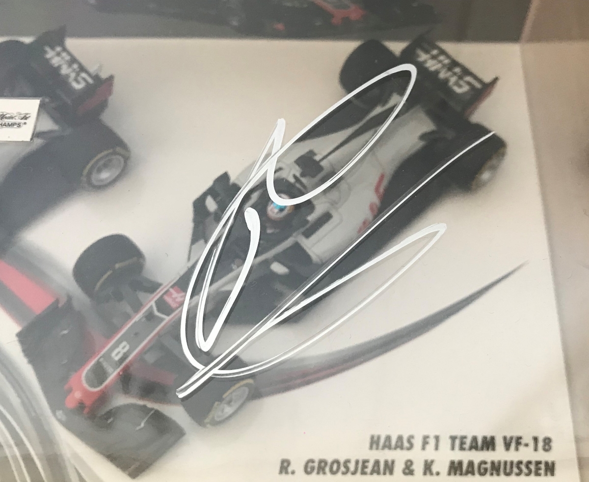 F1 ロメイン・グロージャン直筆サイン入り 2012年ロータス・ルノー