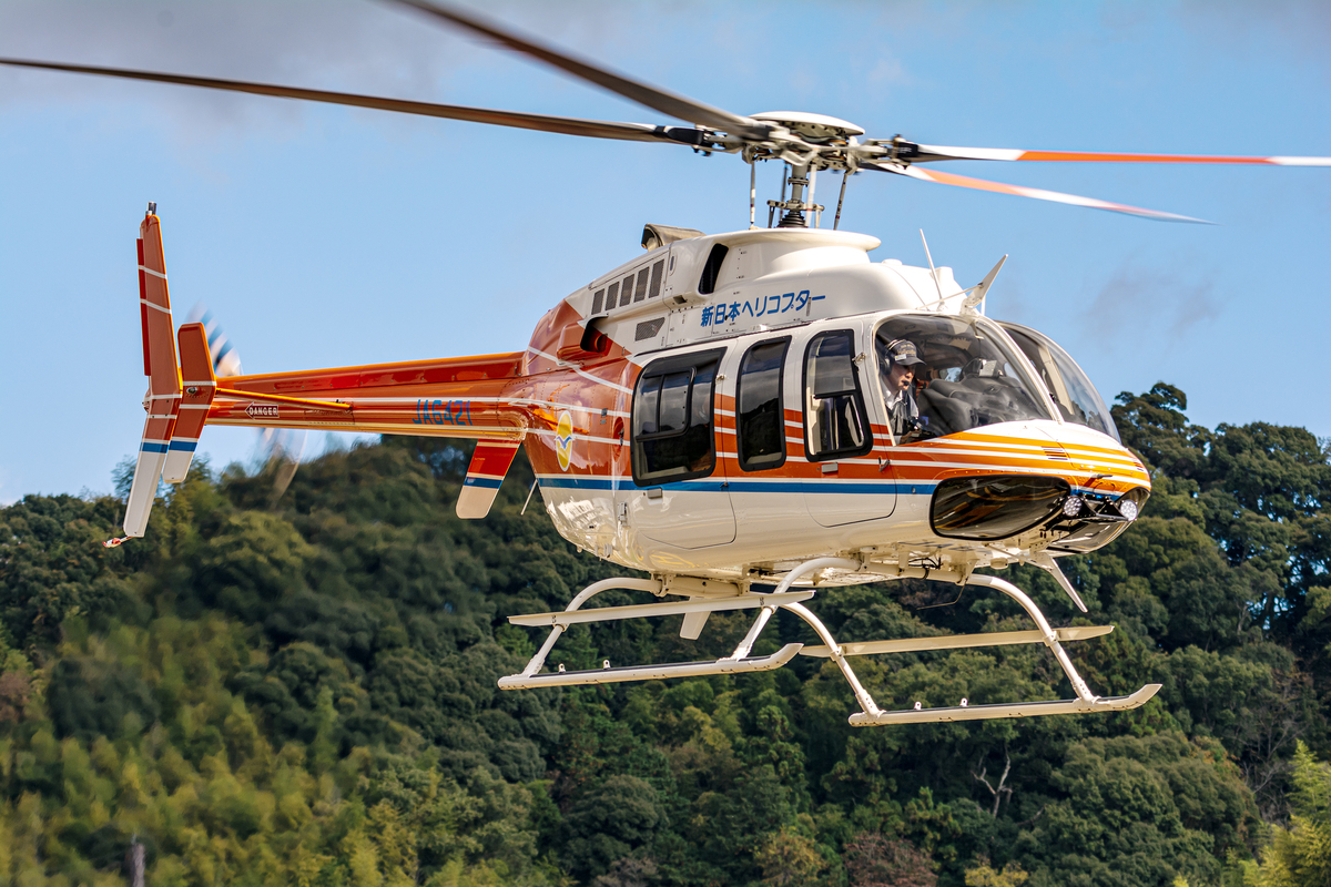 2022/12/06 静岡ヘリポート Bell 407GXi 新日本ヘリコプター