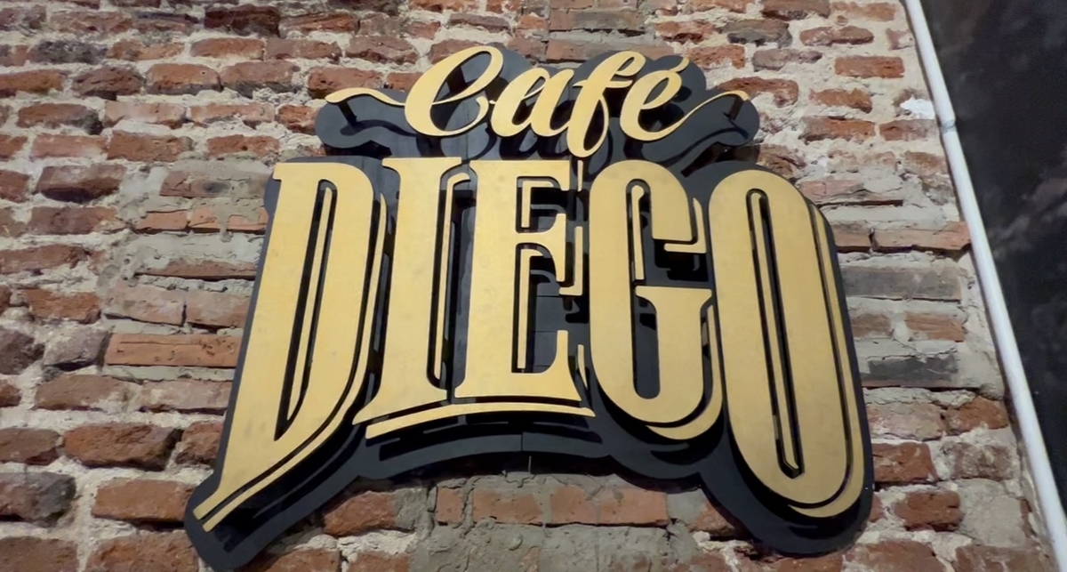 アルゼンチン観光】マラドーナ好き必見！ CAFE DIEGOに行って来た