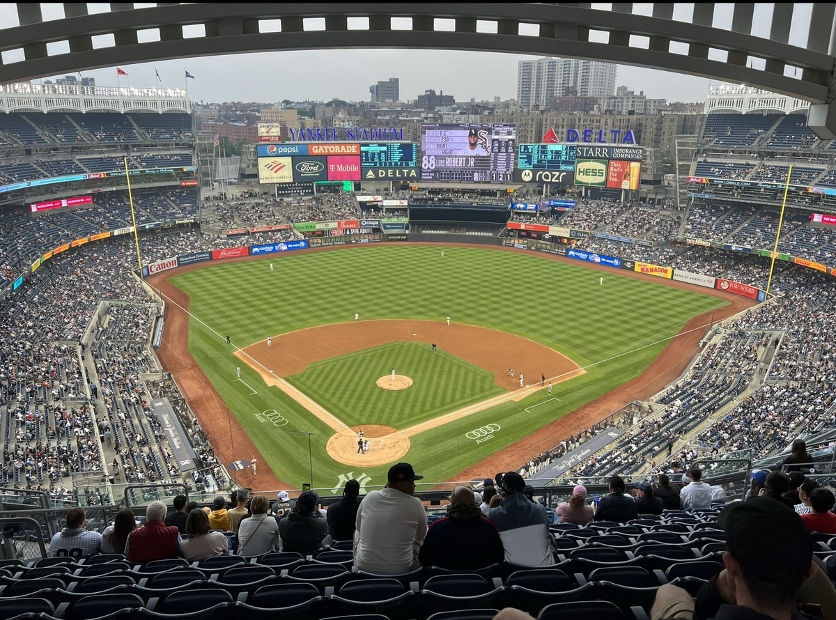 ニューヨーク半日観光】MLB ヤンキースを見にヤンキースタジアムへ行っ