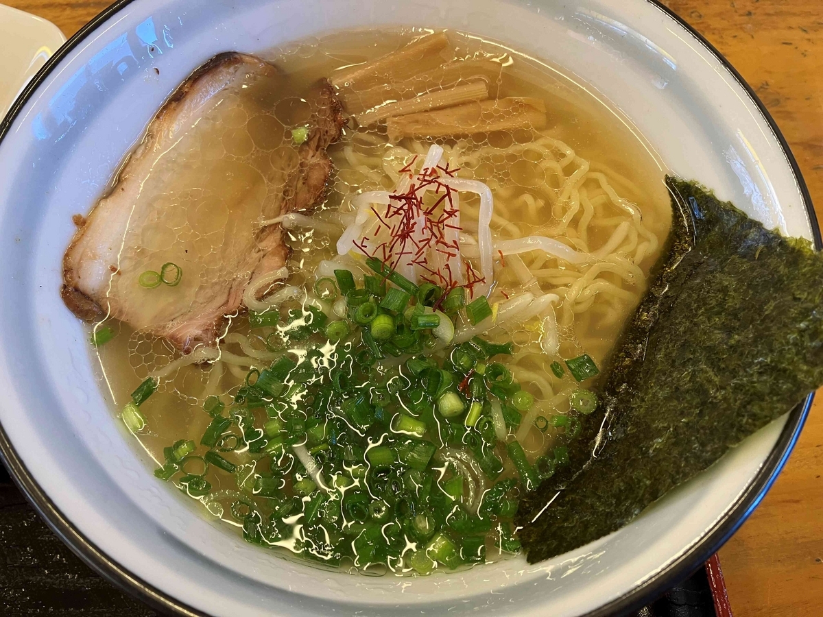 牛骨ラーメン