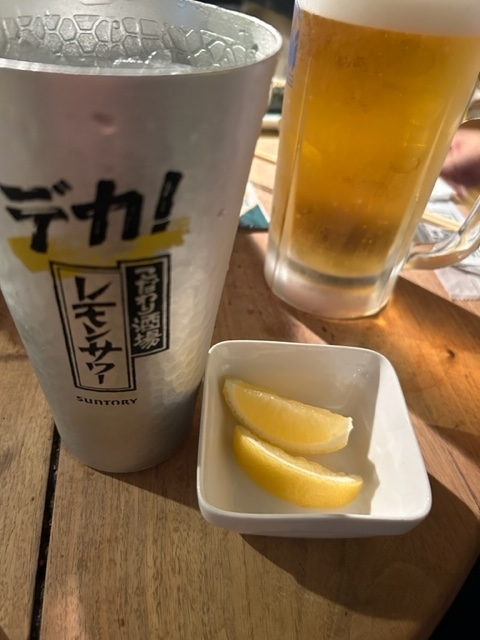 こだわり酒場のレモンサワー
