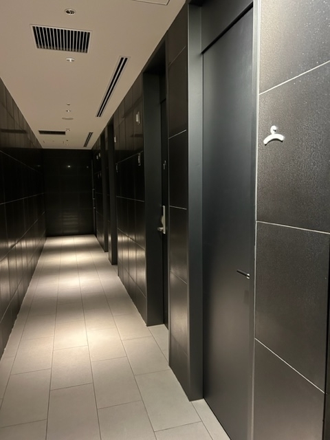 シャワールーム