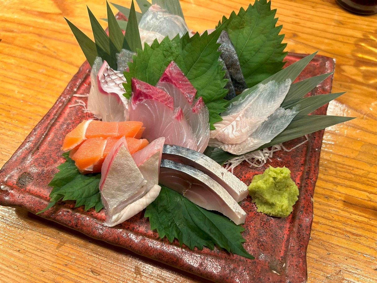 名物旬の刺身盛り
