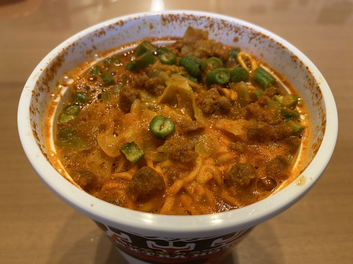 MARUCHAN QUTTA トテモカライ EXTRA HOT