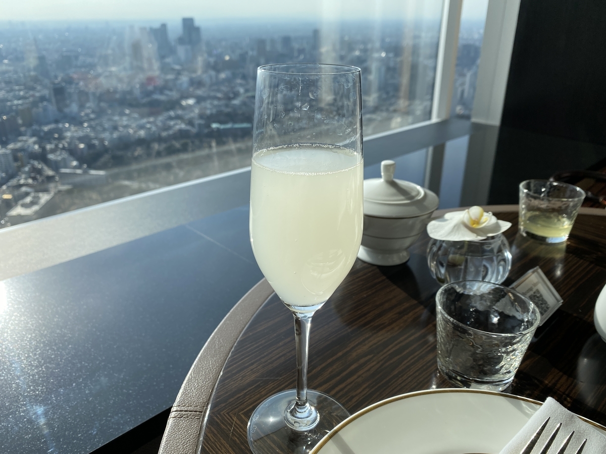 リッツ・カールトン東京 クラブラウンジ（ハーブ＆アフタヌーンティー）