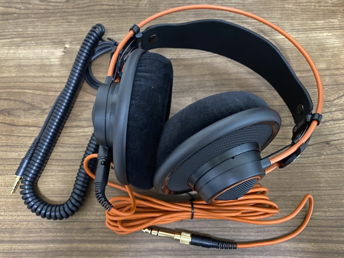 AKG K712 PRO