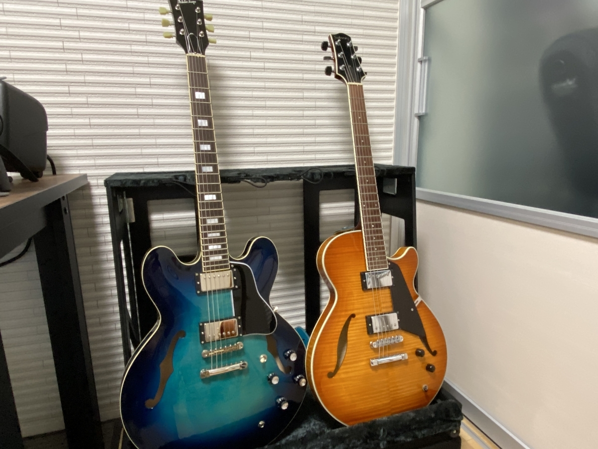 Addictone 335 Model VS Sadowsky Archtop Series Semi-Hollow