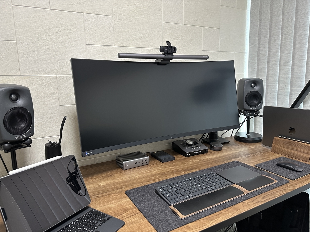 EIZO FlexScan EV3895