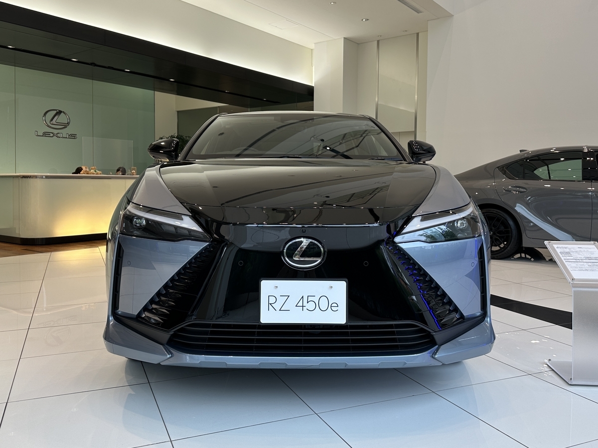 LEXUS RZ450eの内外装チェック - FairWind-Weblog