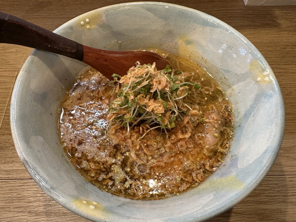 中華蕎麦 麺とスープ / 山椒と海老の塩ラーメン