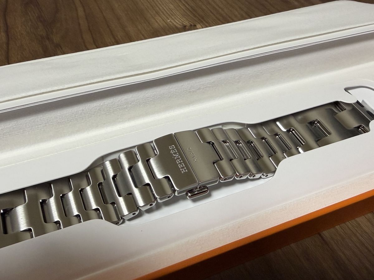 Apple Watch Hermès 46mmケース用グランH（サティネ） - FairWind-Weblog