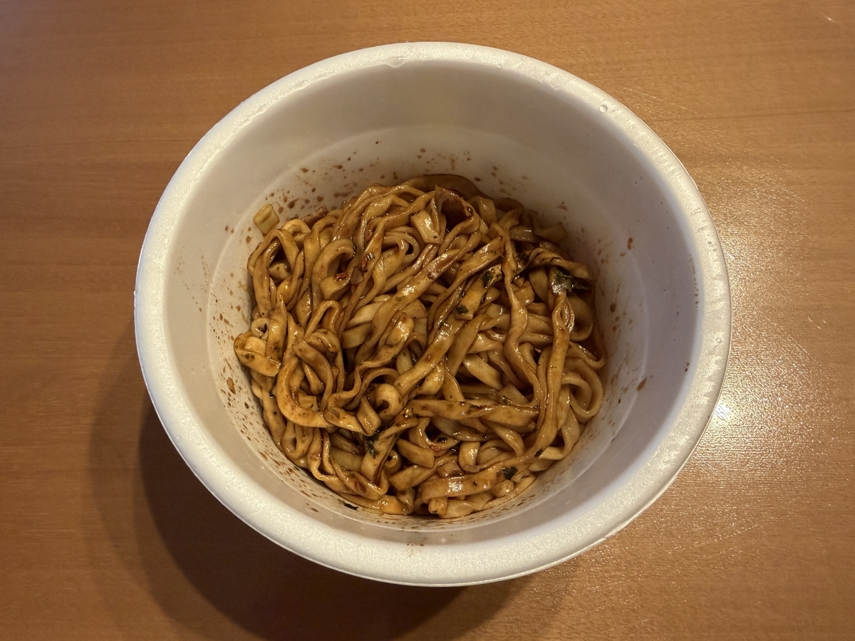日清の汁なしどん兵衛 だしソース焼うどん