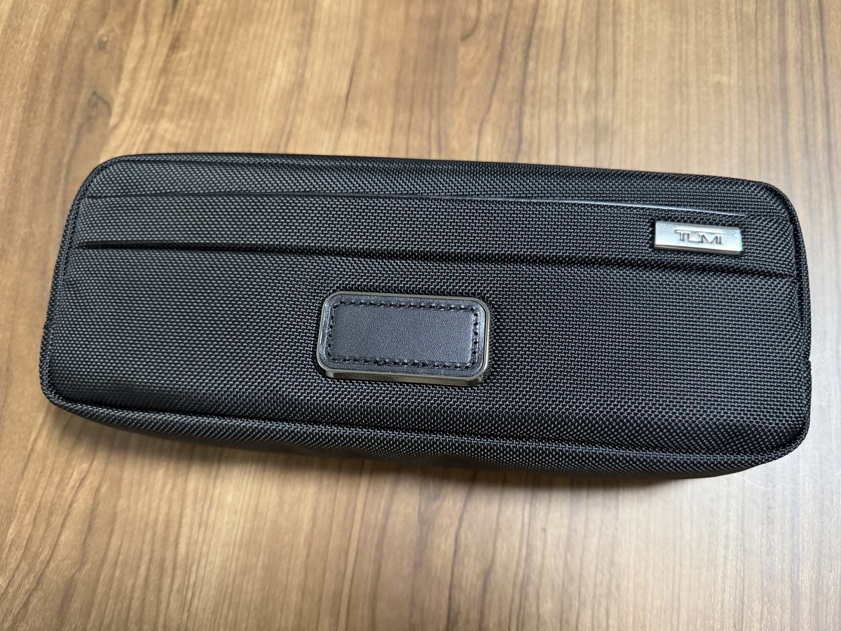 TUMI エレクトリック・コード・ポーチ