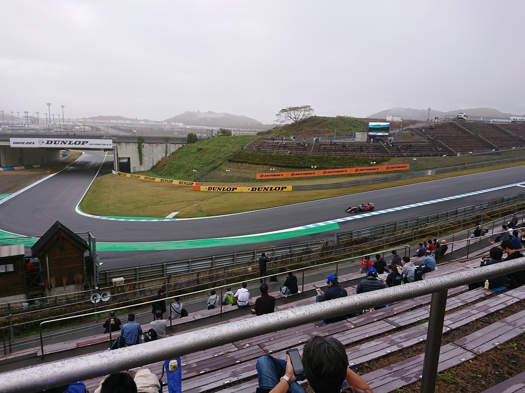 スーパーGT最終戦を観戦しに、ツインリンクもてぎに行ってきた