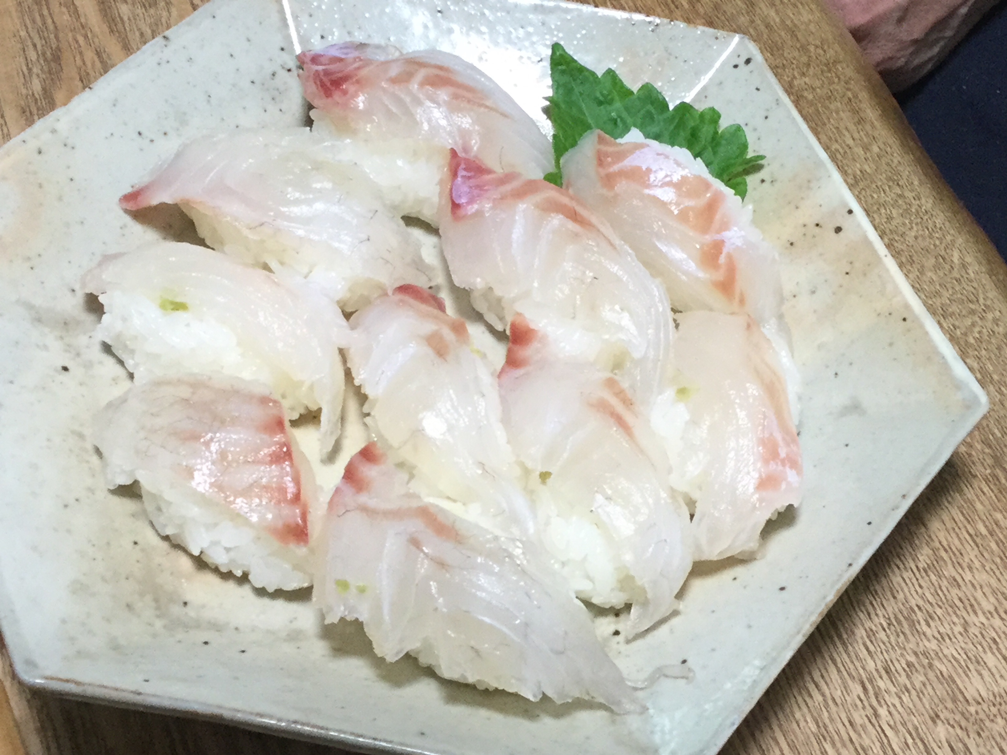 鯛の握り寿司 フジあんどトシの日記