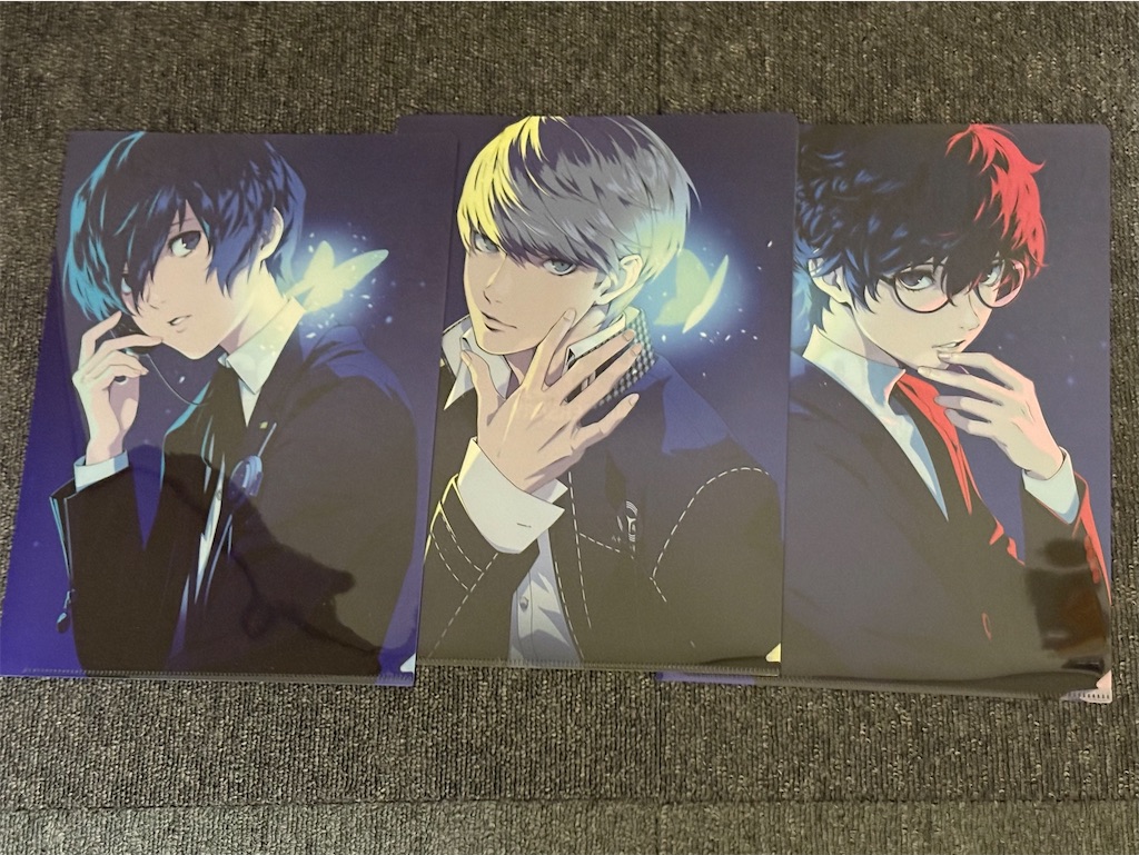 ペルソナシリーズのグッズを探しに100円ショップとローソンへ行ってき