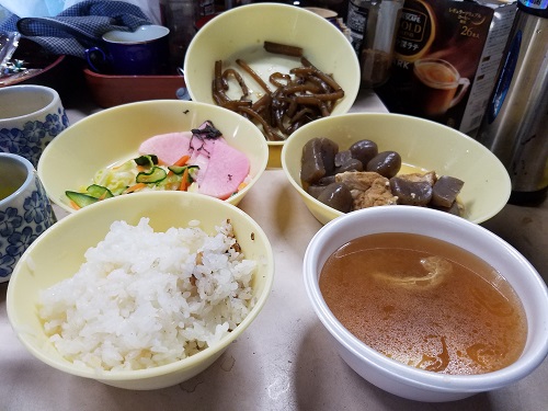 お昼ご飯 お昼ご飯