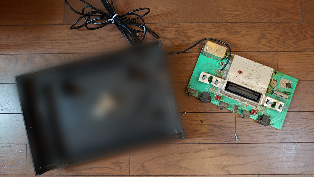40年前の海外製ゲーム機を買って動かしてみた話 - じーふぉーの落書き