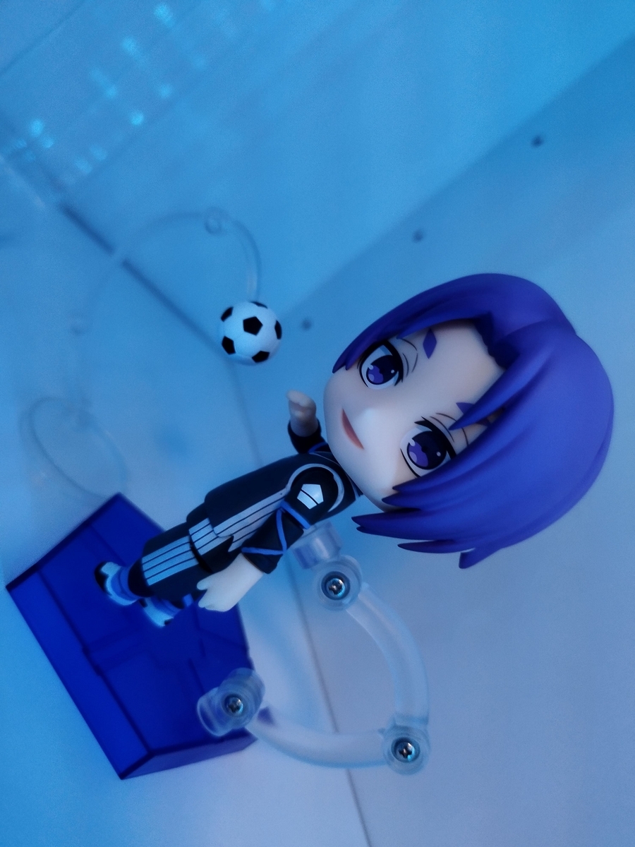 ブルーロック　御影玲王　ねんどろいど Amazon | ねんどろいど ブルーロック 御影 玲王 ノンスケール